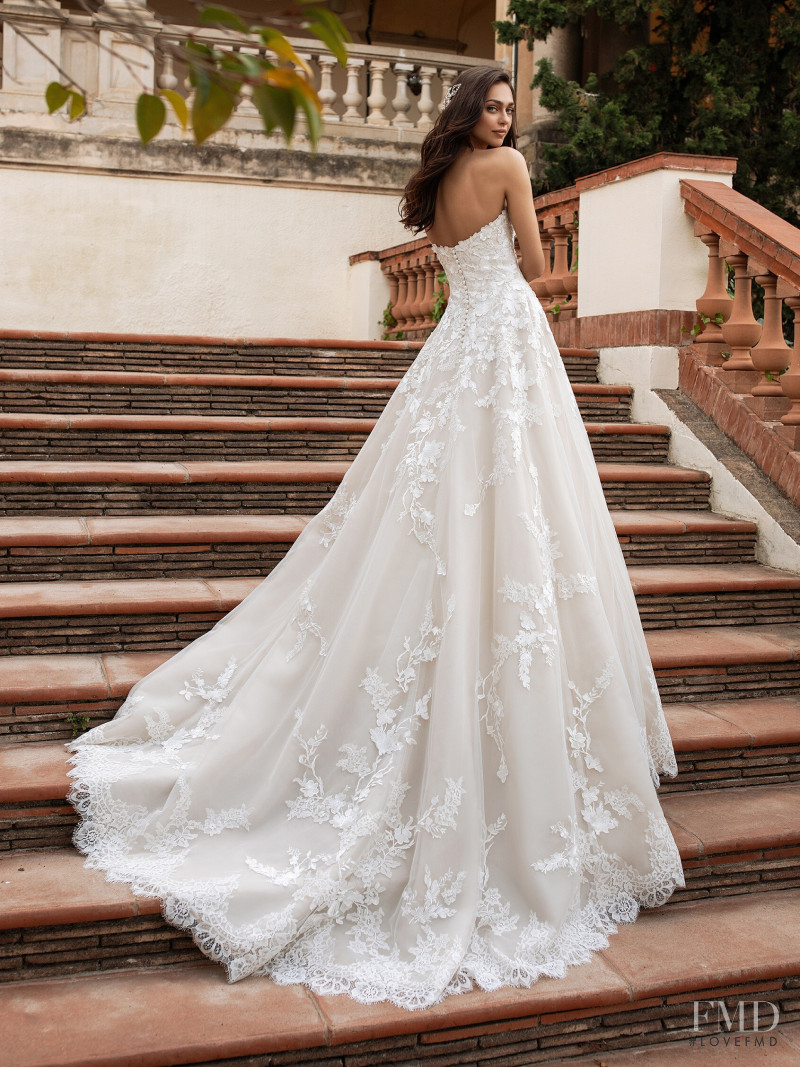 Zhenya Katava featured in  the Pronovias catalogue for Summer 2019