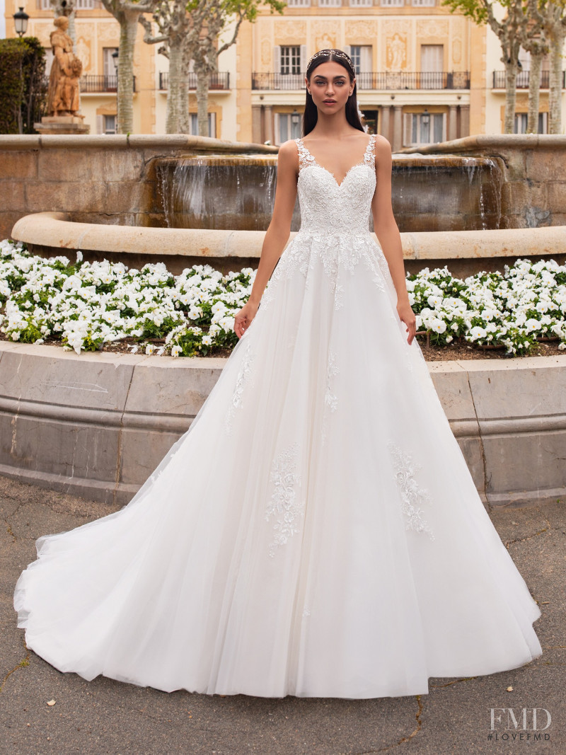 Zhenya Katava featured in  the Pronovias catalogue for Summer 2019