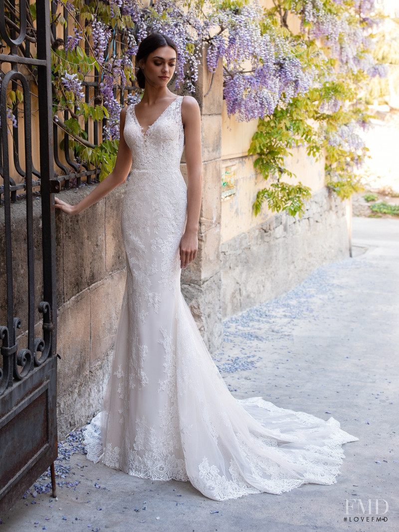 Zhenya Katava featured in  the Pronovias catalogue for Summer 2019