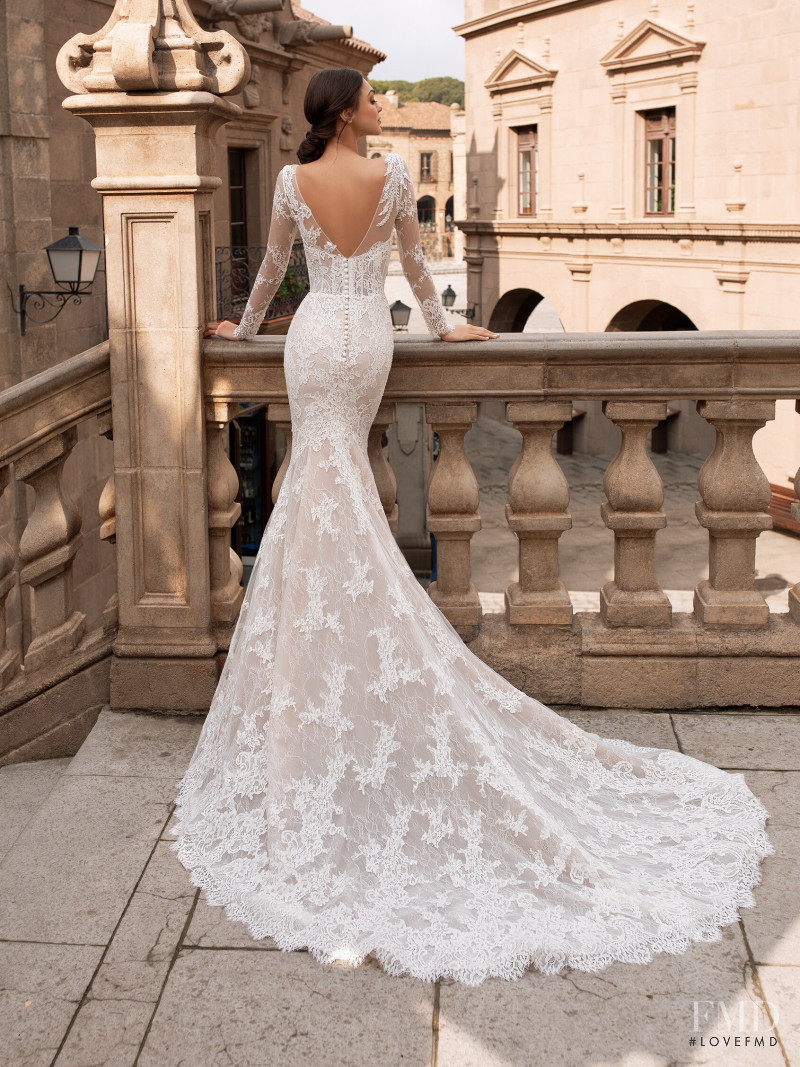 Zhenya Katava featured in  the Pronovias catalogue for Summer 2019