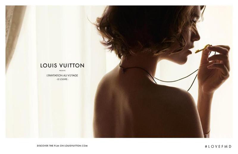 Arizona Muse featured in  the Louis Vuitton The Art of Travel advertisement for Resort 2013