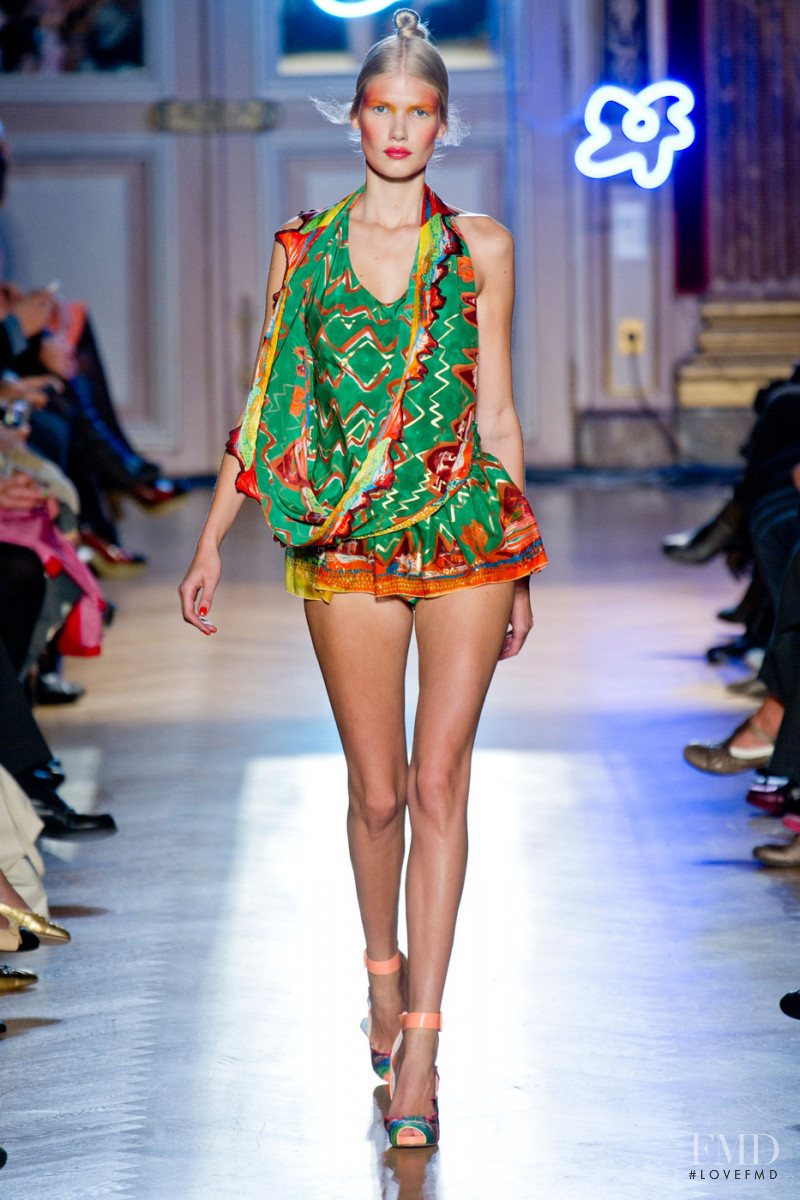 Tsumori Chisato fashion show for Spring/Summer 2013