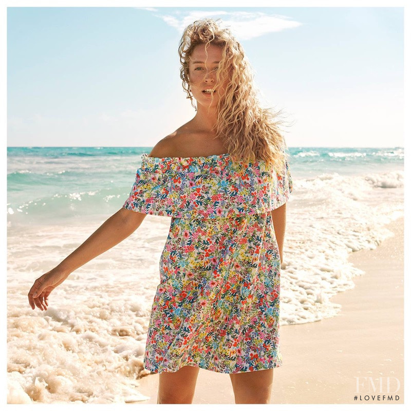 Raquel Zimmermann featured in  the H&M advertisement for Summer 2018