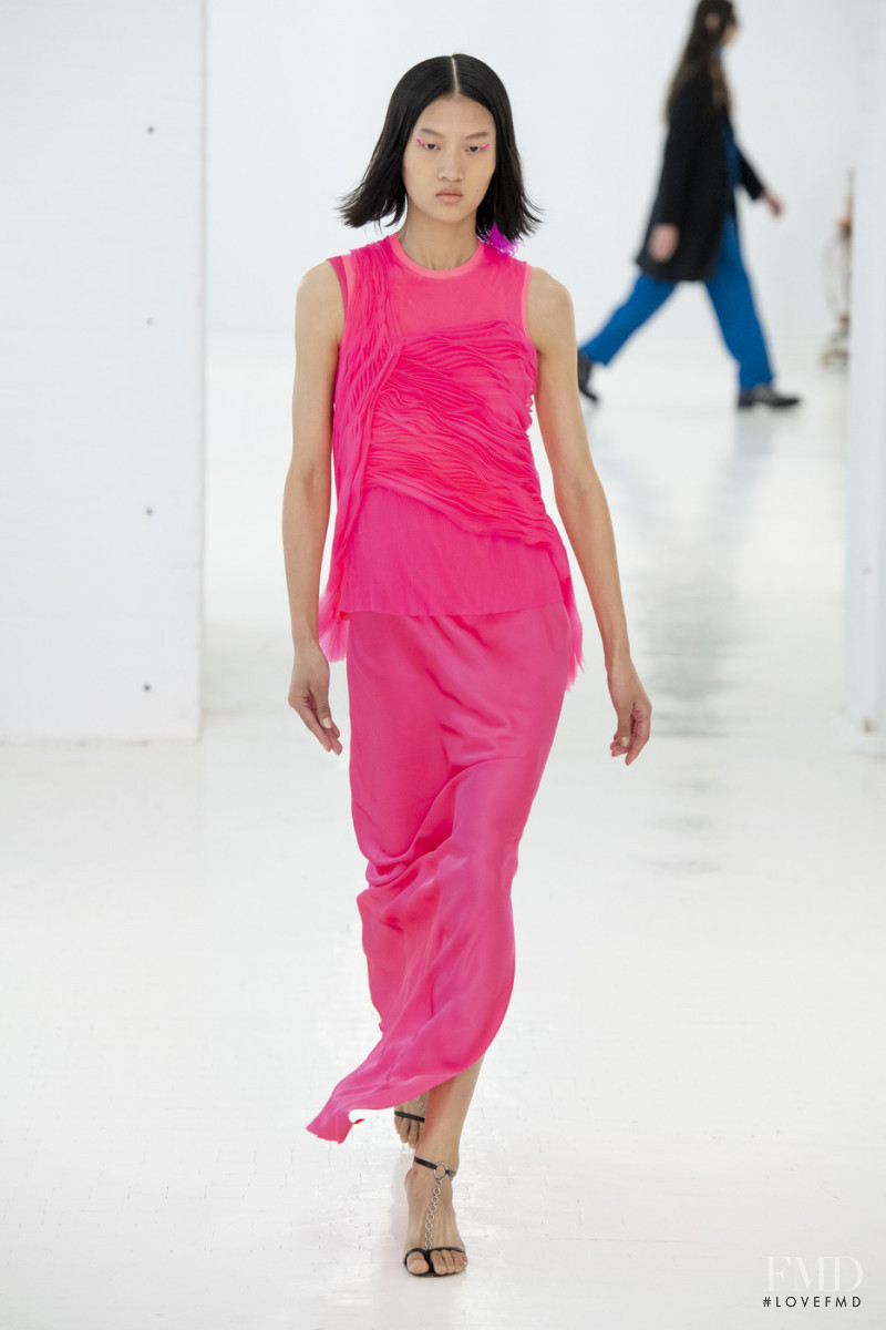 Yilan Hua featured in  the Helmut Lang fashion show for Spring/Summer 2020