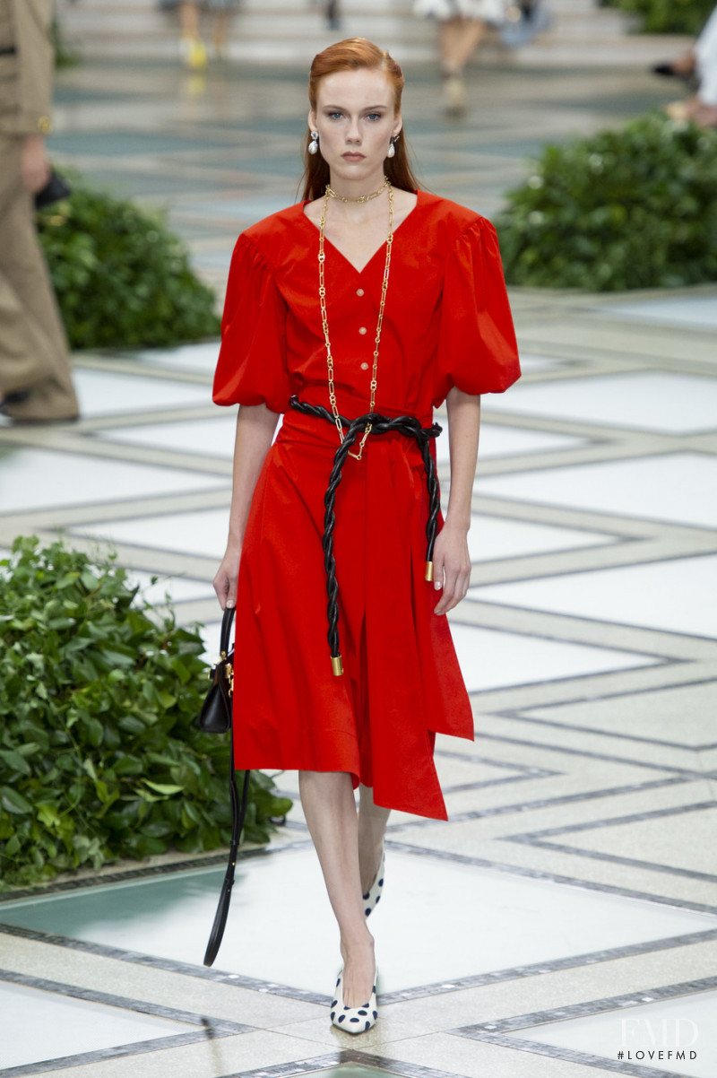 Kiki Willems featured in  the Tory Burch fashion show for Spring/Summer 2020