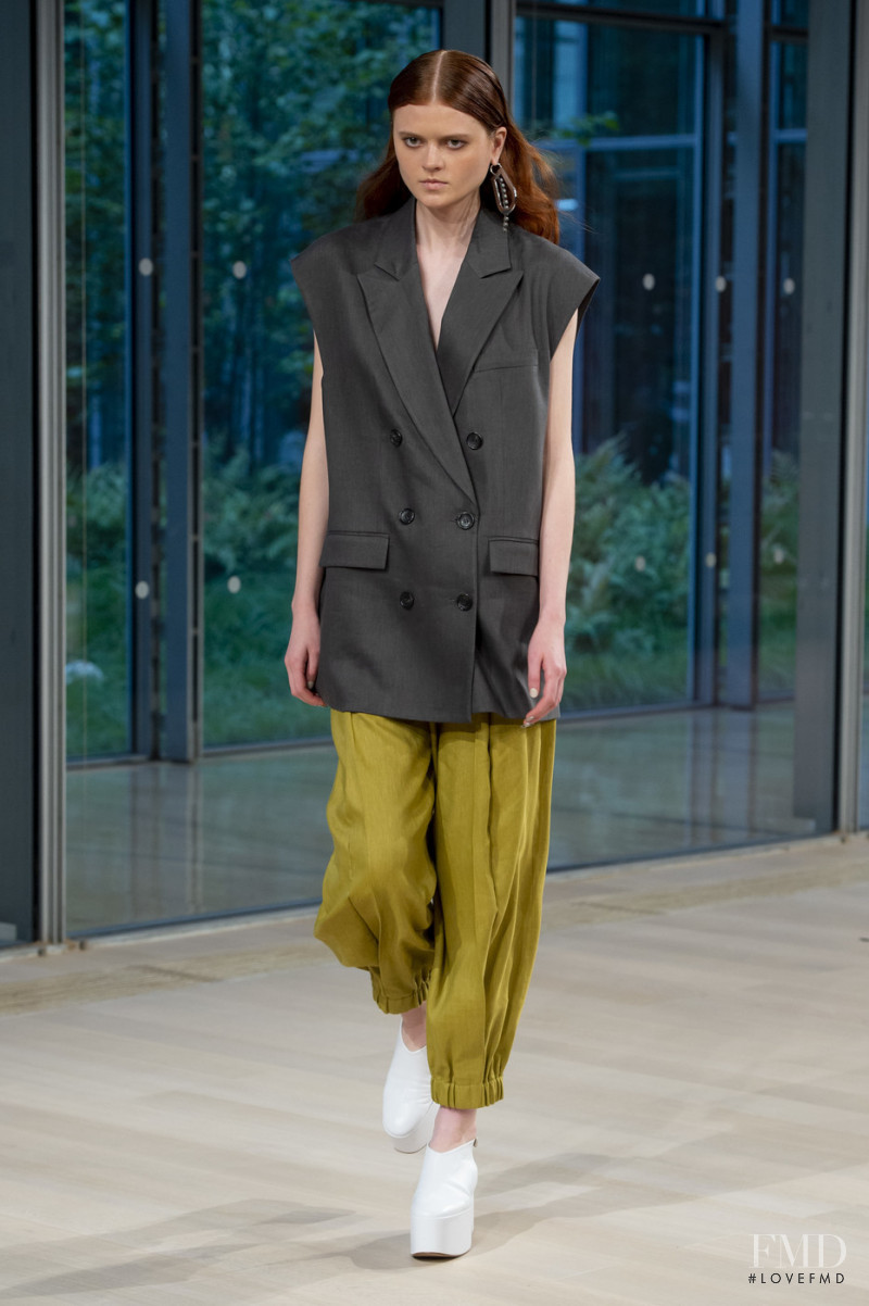 Kaya Miasoid featured in  the Tibi fashion show for Spring/Summer 2020