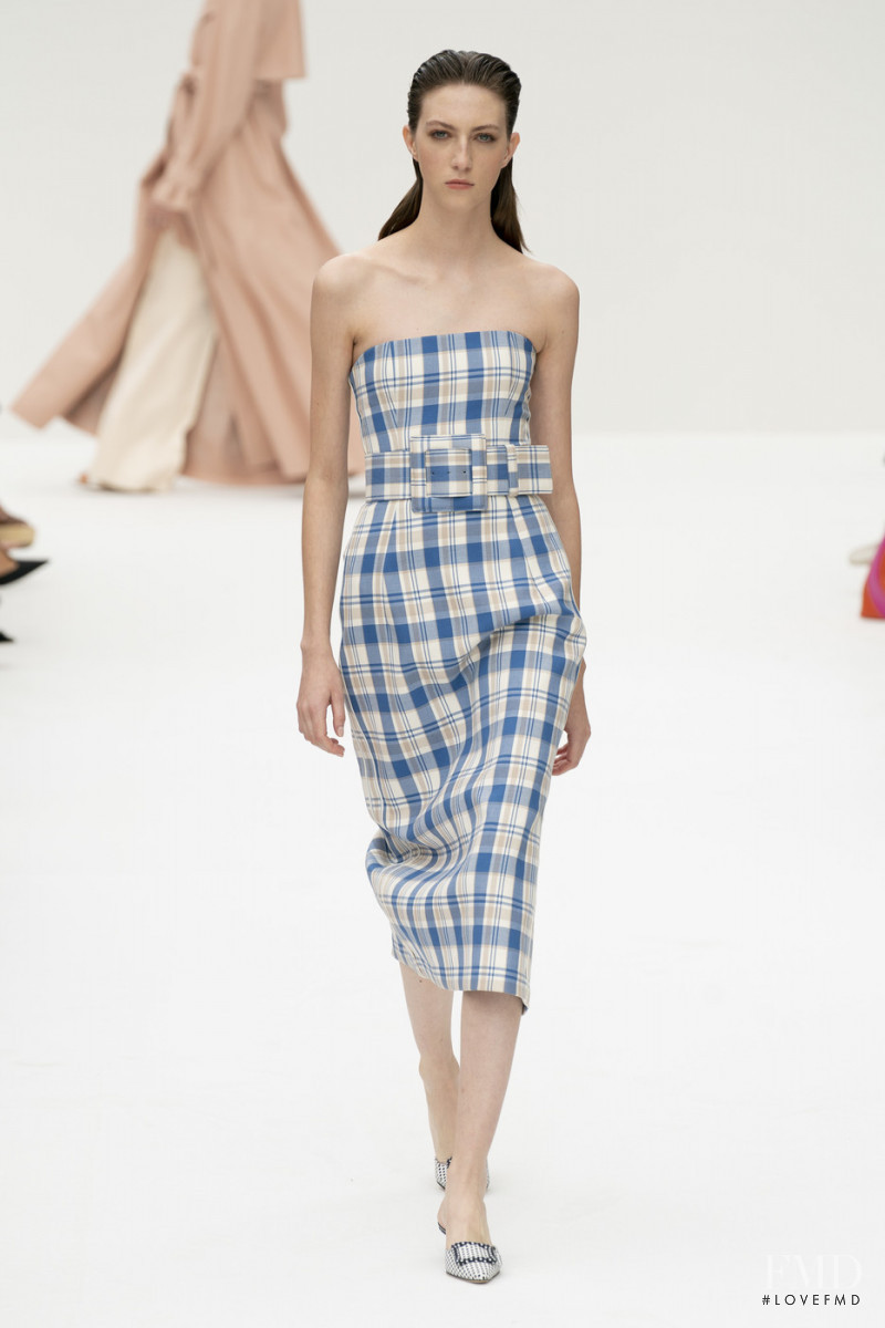 Evelyn Nagy featured in  the Carolina Herrera fashion show for Spring/Summer 2020
