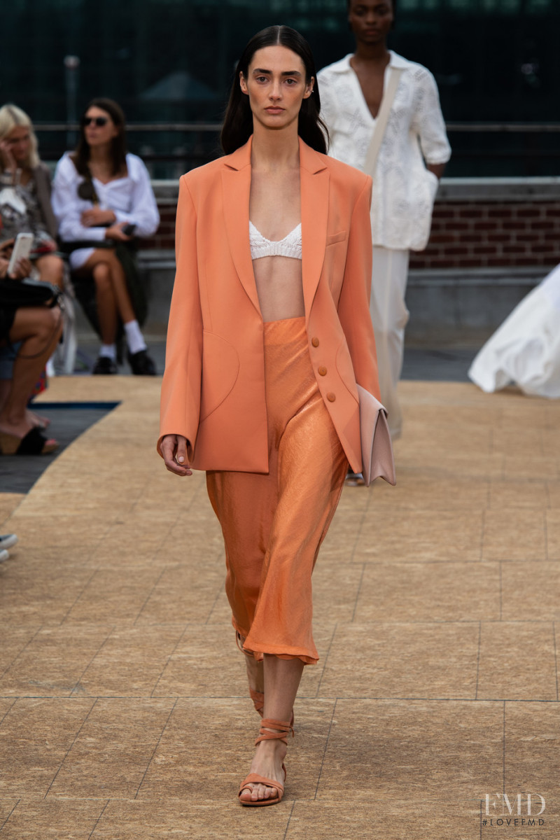 Amanda Googe featured in  the Jonathan Simkhai fashion show for Spring/Summer 2020