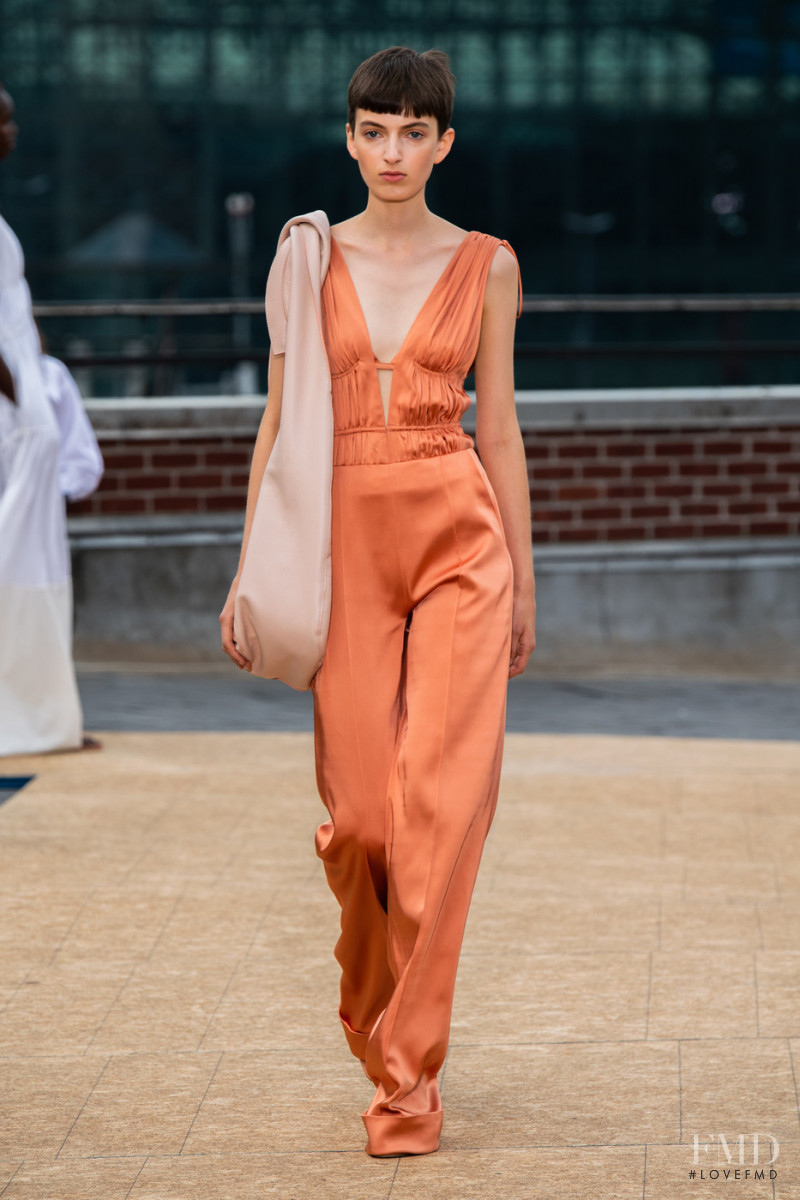 Maisie Dunlop featured in  the Jonathan Simkhai fashion show for Spring/Summer 2020