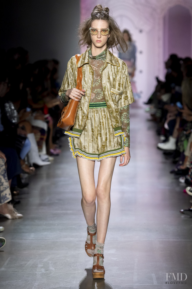 Evelyn Nagy featured in  the Anna Sui fashion show for Spring/Summer 2020