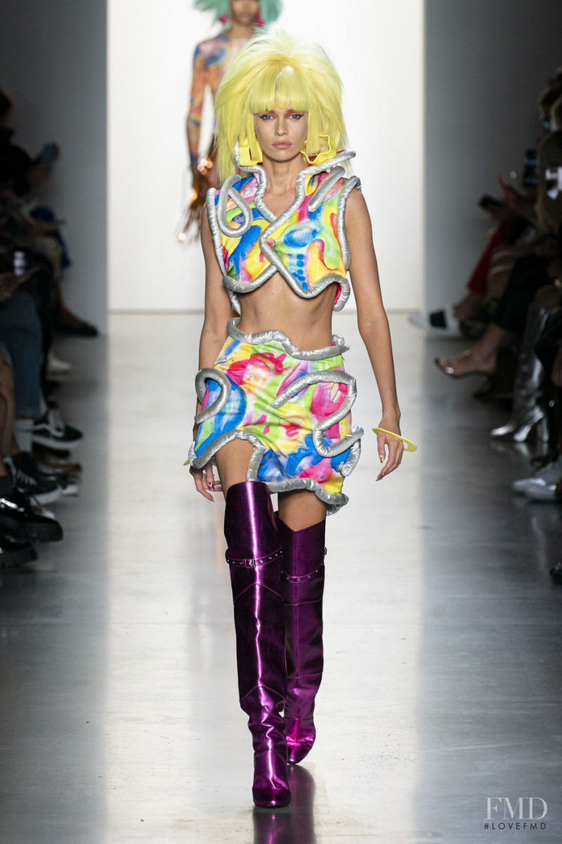 Stella Maxwell featured in  the Jeremy Scott fashion show for Spring/Summer 2020