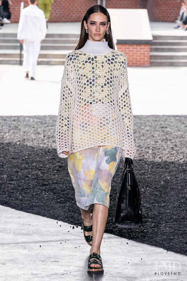 Amanda Googe featured in  the 3.1 Phillip Lim fashion show for Spring/Summer 2020
