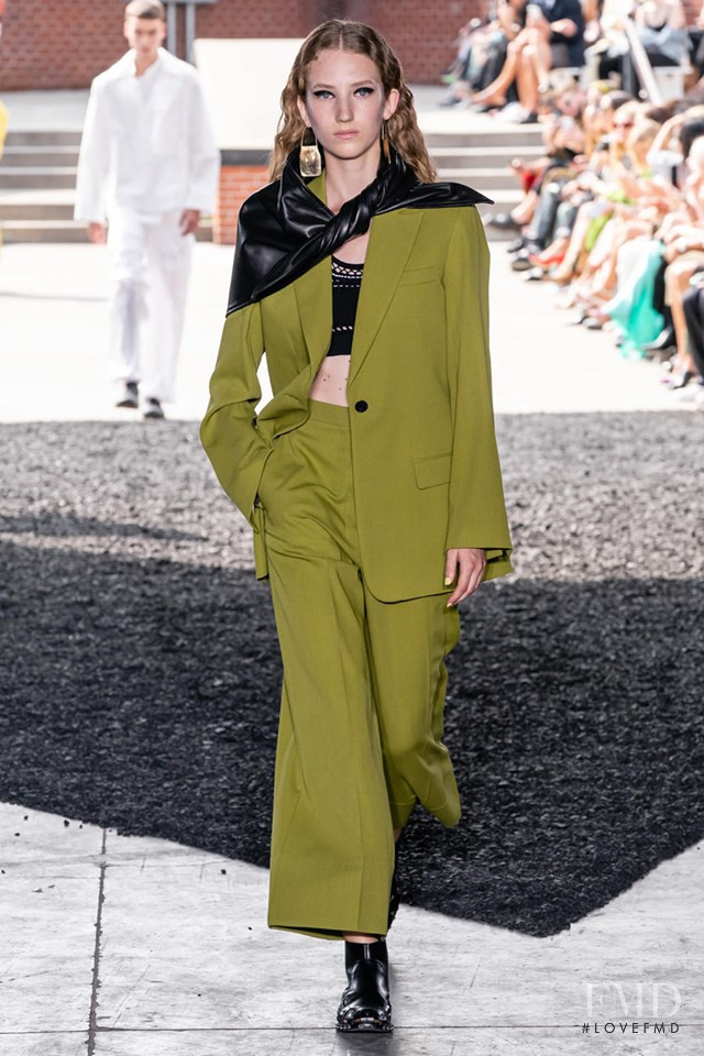 Anna Tihonchuk featured in  the 3.1 Phillip Lim fashion show for Spring/Summer 2020