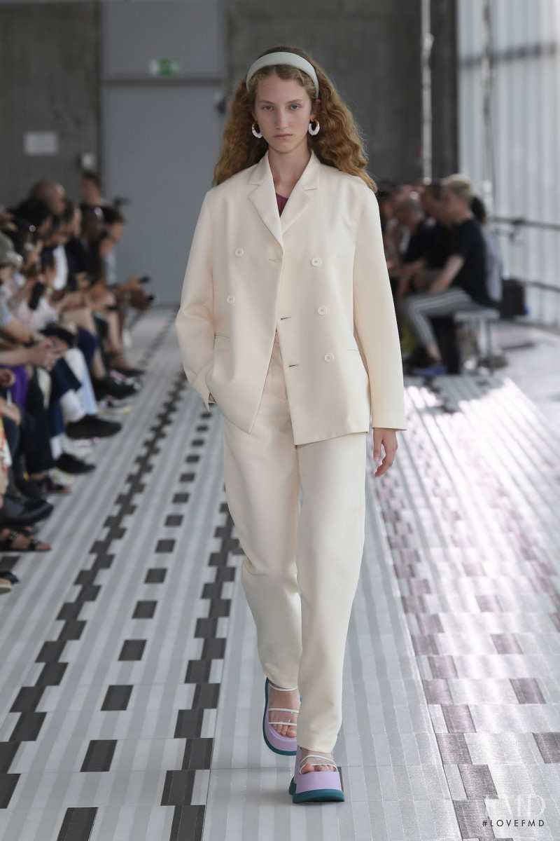 Anna Tihonchuk featured in  the Sunnei fashion show for Spring/Summer 2019