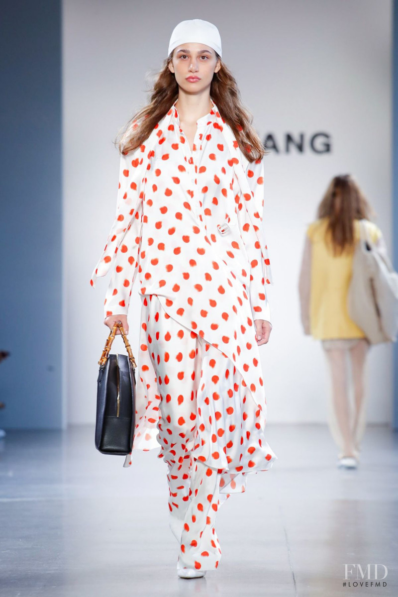 Damo Wang fashion show for Spring/Summer 2020