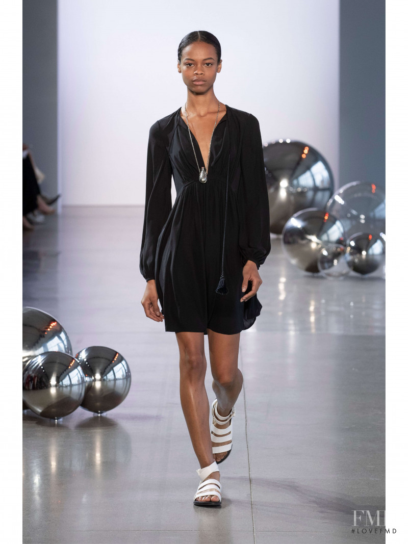 Aaliyah Hydes featured in  the Noon By Noor fashion show for Spring/Summer 2020