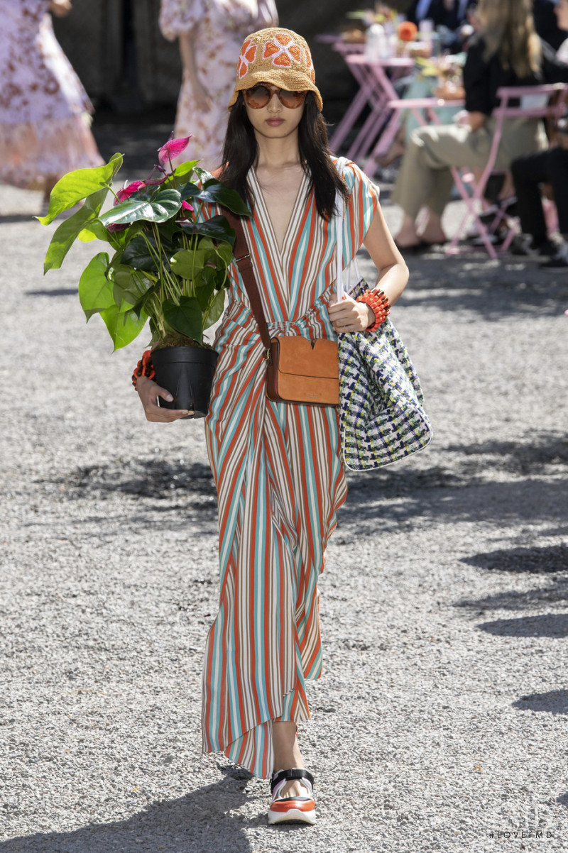 Wang Han featured in  the Kate Spade New York fashion show for Spring/Summer 2020