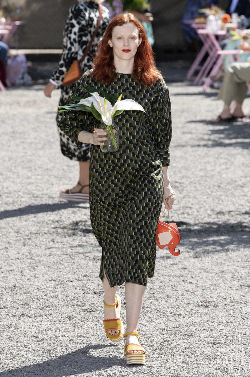 Karen Elson featured in  the Kate Spade New York fashion show for Spring/Summer 2020