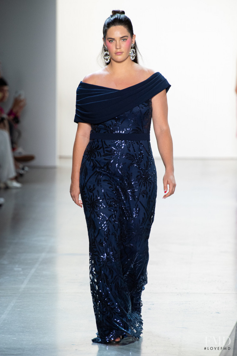 Ali Tate featured in  the Tadashi Shoji fashion show for Spring/Summer 2020