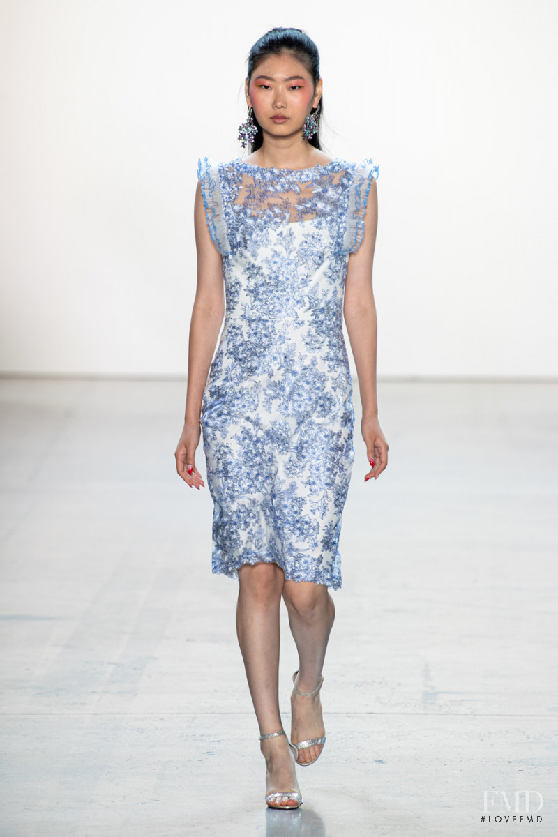 Tadashi Shoji fashion show for Spring/Summer 2020