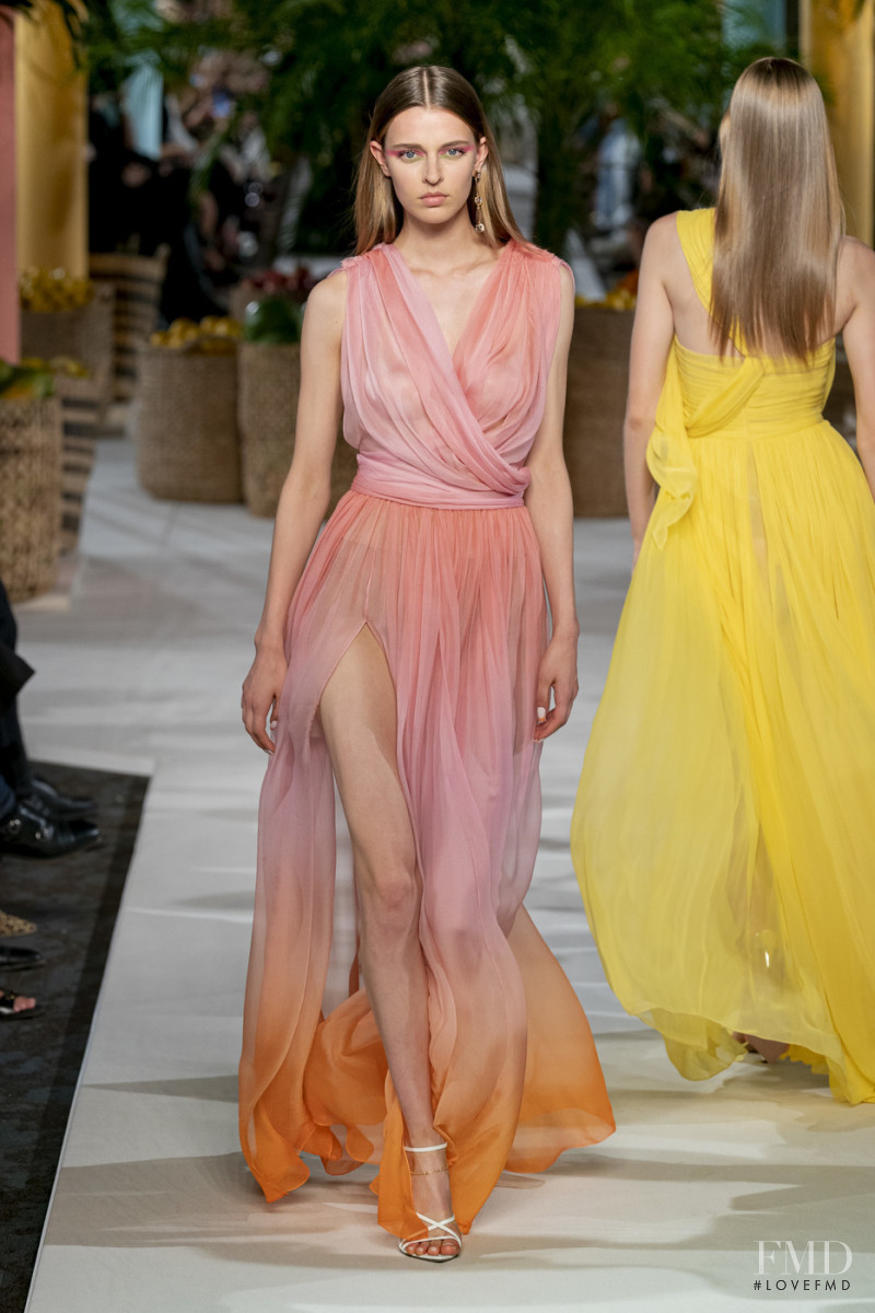 Merel Zoet featured in  the Oscar de la Renta fashion show for Spring/Summer 2020