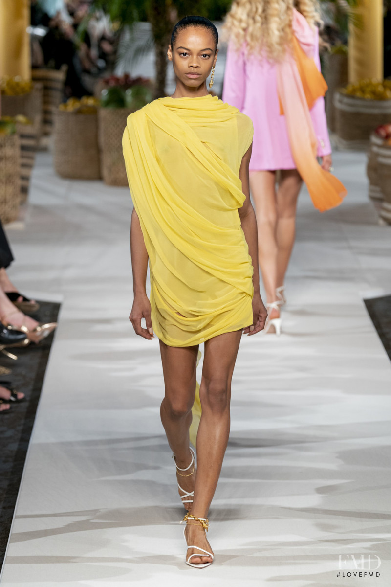 Aaliyah Hydes featured in  the Oscar de la Renta fashion show for Spring/Summer 2020