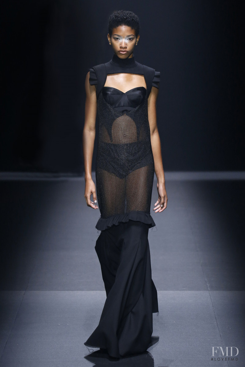 Naomi Chin Wing featured in  the Vera Wang fashion show for Spring/Summer 2020