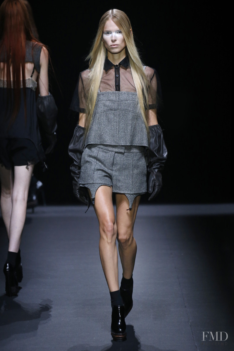 Lina Berg featured in  the Vera Wang fashion show for Spring/Summer 2020