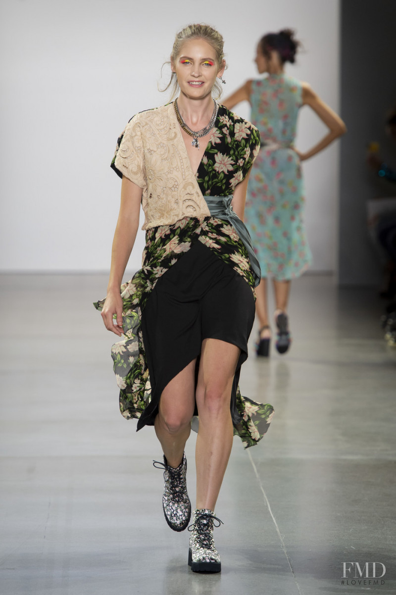 Nicole Miller fashion show for Spring/Summer 2020