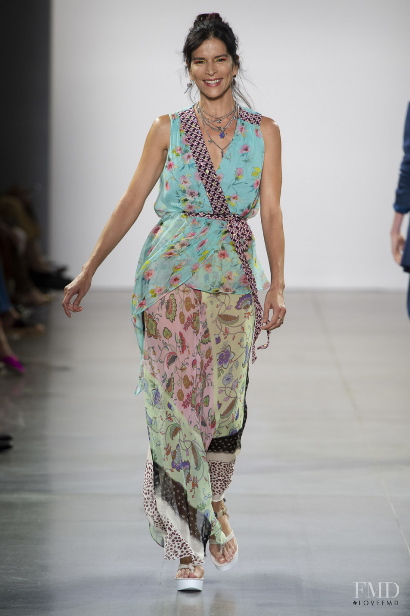 Nicole Miller fashion show for Spring/Summer 2020