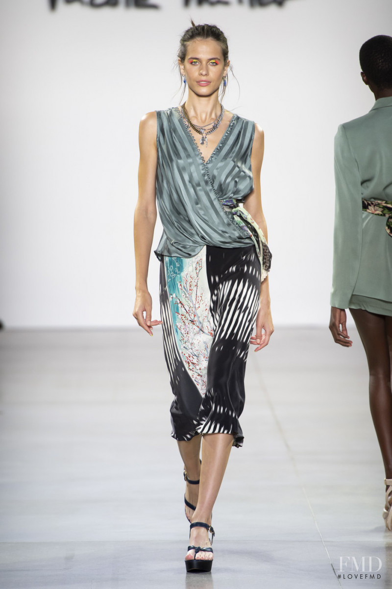 Nicole Miller fashion show for Spring/Summer 2020