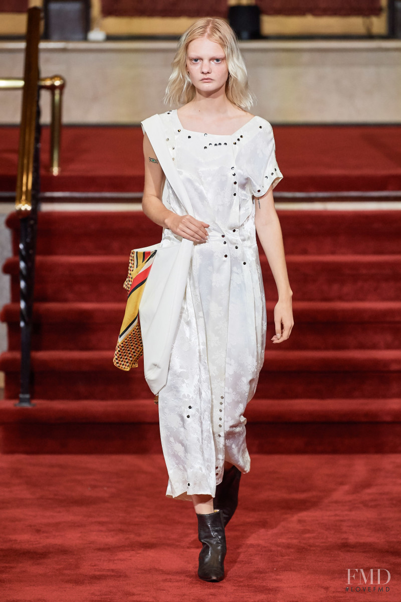 Unia Pakhomova featured in  the CDLM fashion show for Spring/Summer 2020
