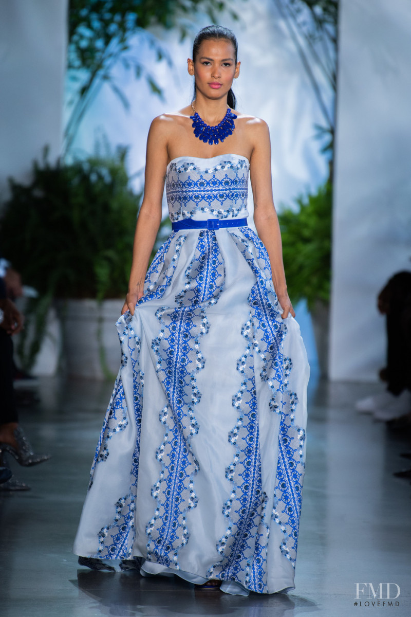Thayna Santos Silva featured in  the Dennis Basso fashion show for Spring/Summer 2020