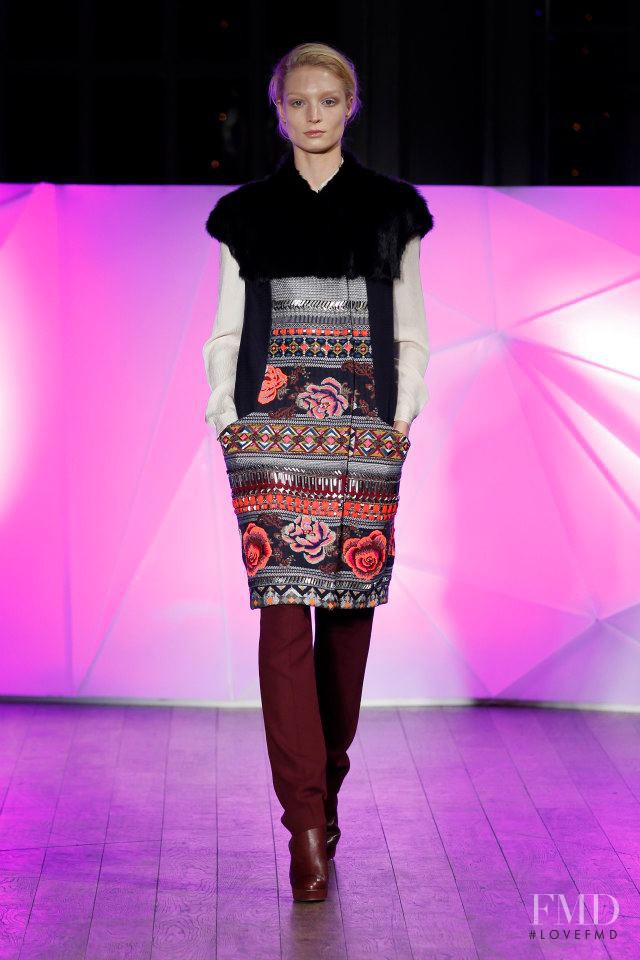 Melissa Tammerijn featured in  the Matthew Williamson fashion show for Autumn/Winter 2013