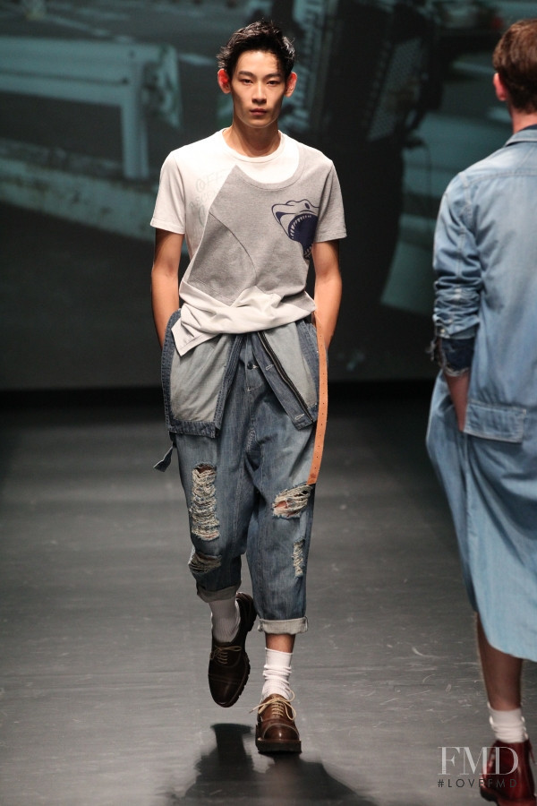 Mihara Yasuhiro fashion show for Spring/Summer 2016