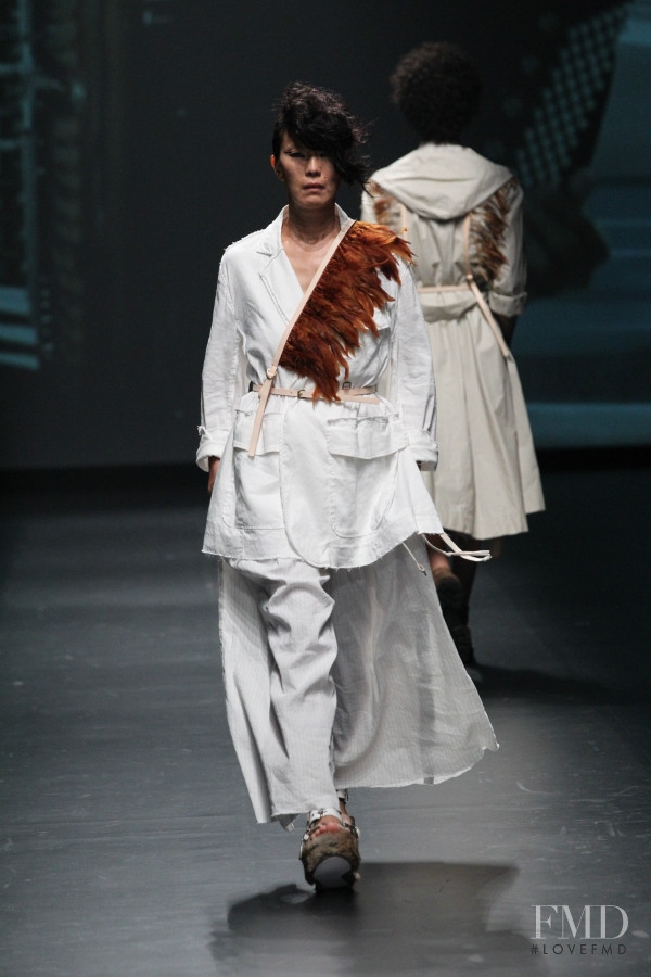 Mihara Yasuhiro fashion show for Spring/Summer 2016