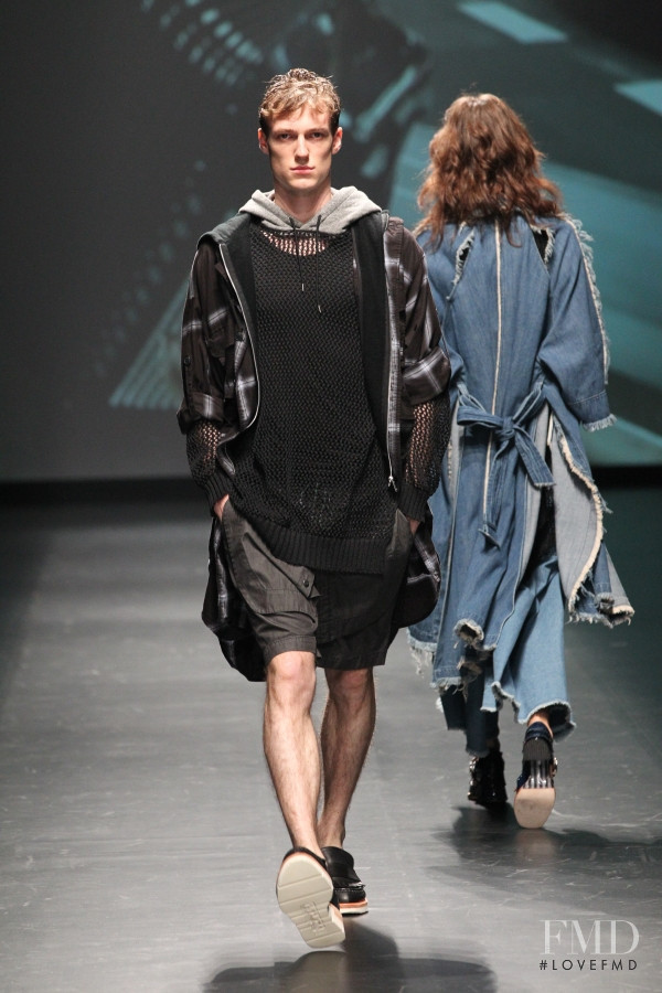 Mihara Yasuhiro fashion show for Spring/Summer 2016