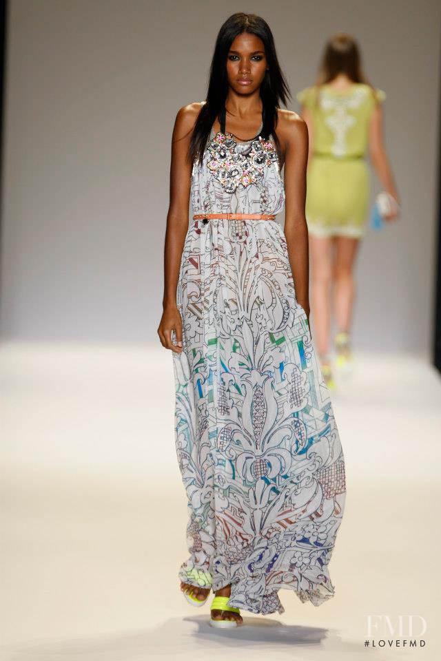 Arlenis Sosa featured in  the Matthew Williamson fashion show for Spring/Summer 2009