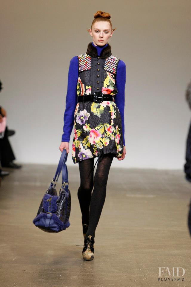 Olga Sherer featured in  the Matthew Williamson fashion show for Autumn/Winter 2008