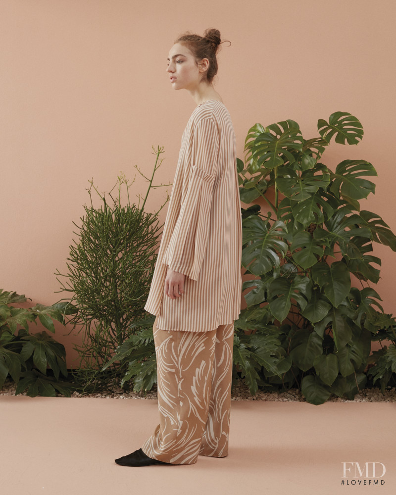 Alysi Creme lookbook for Autumn/Winter 2019