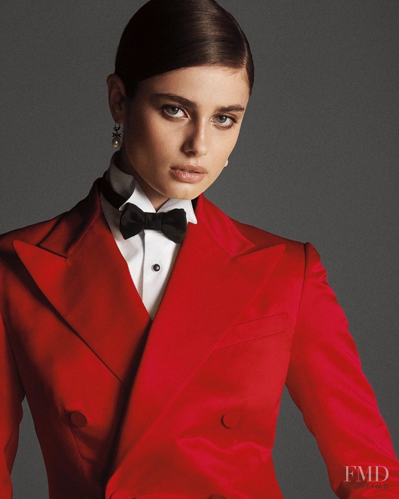 Taylor Hill featured in  the Ralph Lauren advertisement for Autumn/Winter 2019