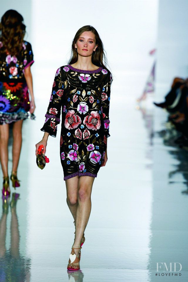 Iekeliene Stange featured in  the Matthew Williamson fashion show for Spring/Summer 2007