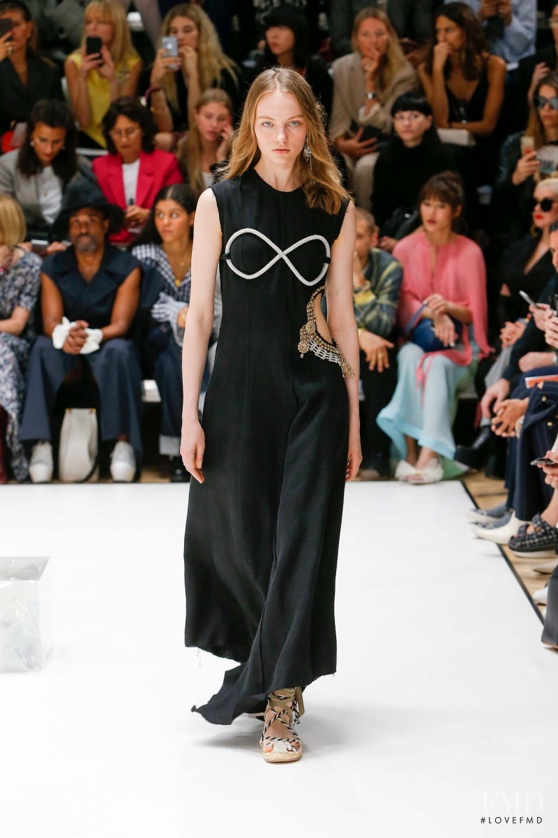Fran Summers featured in  the J.W. Anderson fashion show for Spring/Summer 2020