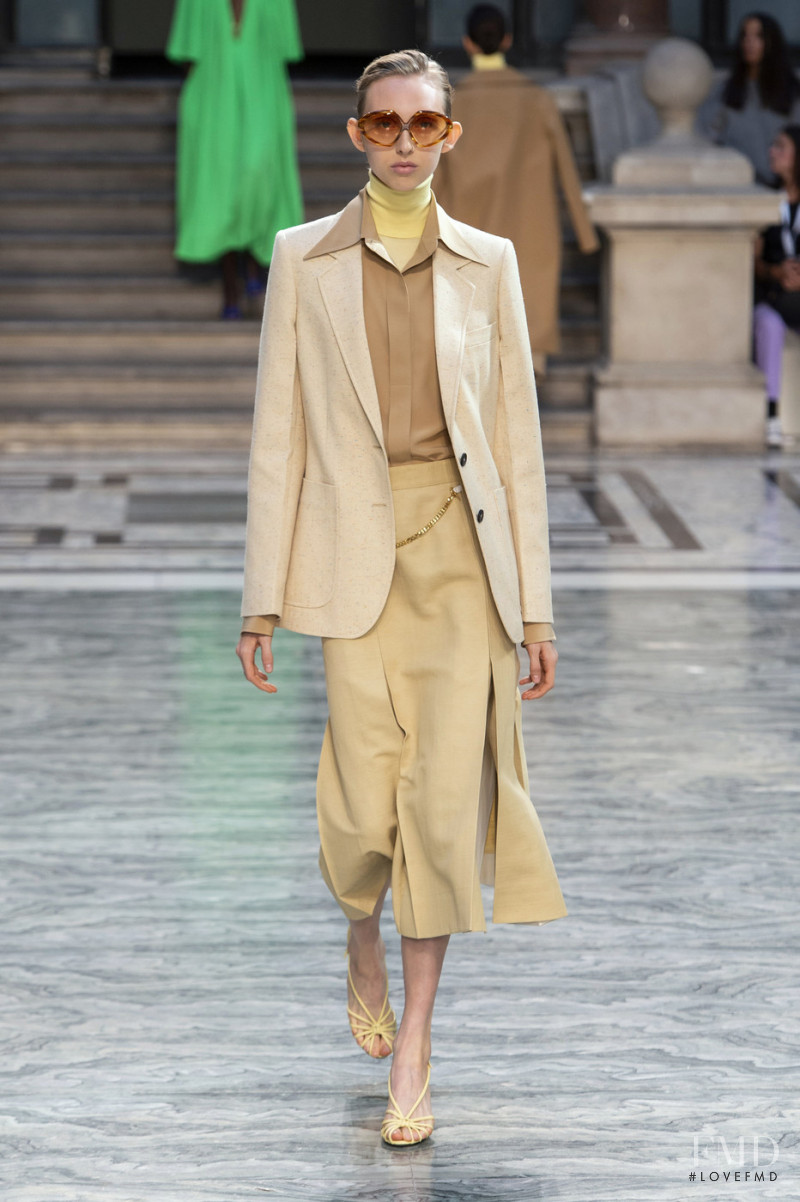 Delilah Koch featured in  the Victoria Beckham fashion show for Spring/Summer 2020