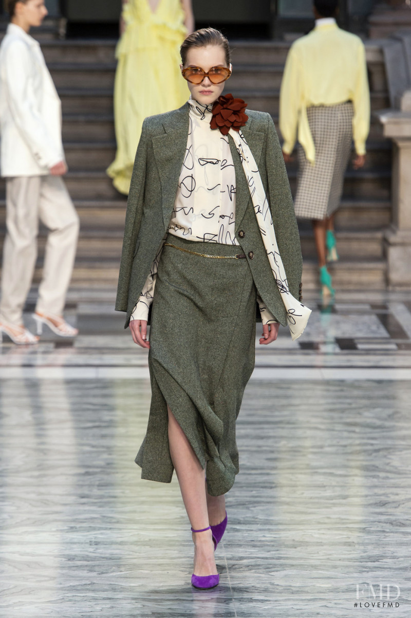 Penelope Ternes featured in  the Victoria Beckham fashion show for Spring/Summer 2020