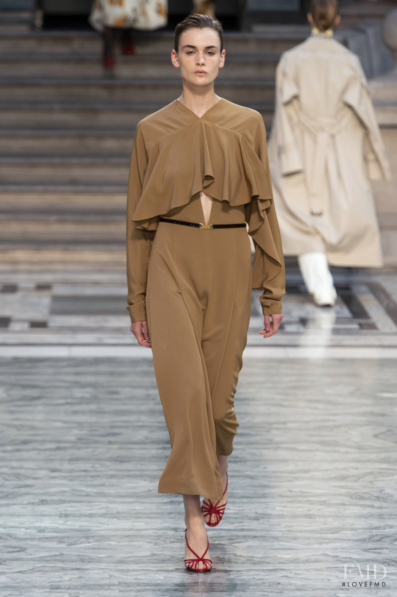 Emily Godwin featured in  the Victoria Beckham fashion show for Spring/Summer 2020
