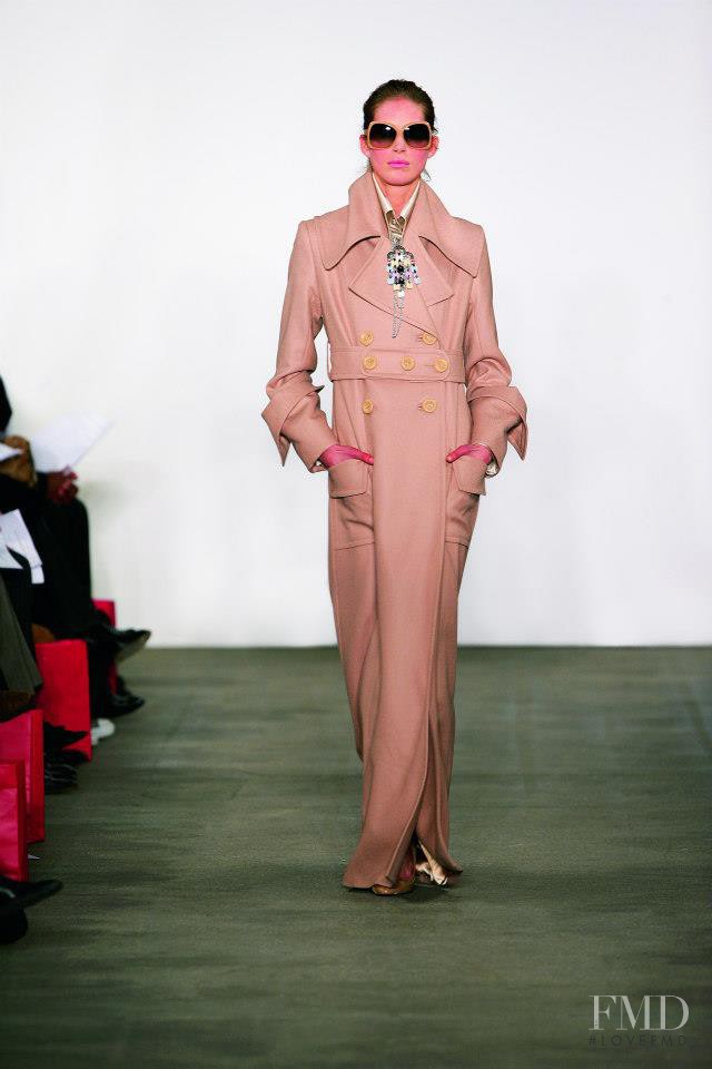 Iselin Steiro featured in  the Matthew Williamson fashion show for Autumn/Winter 2006