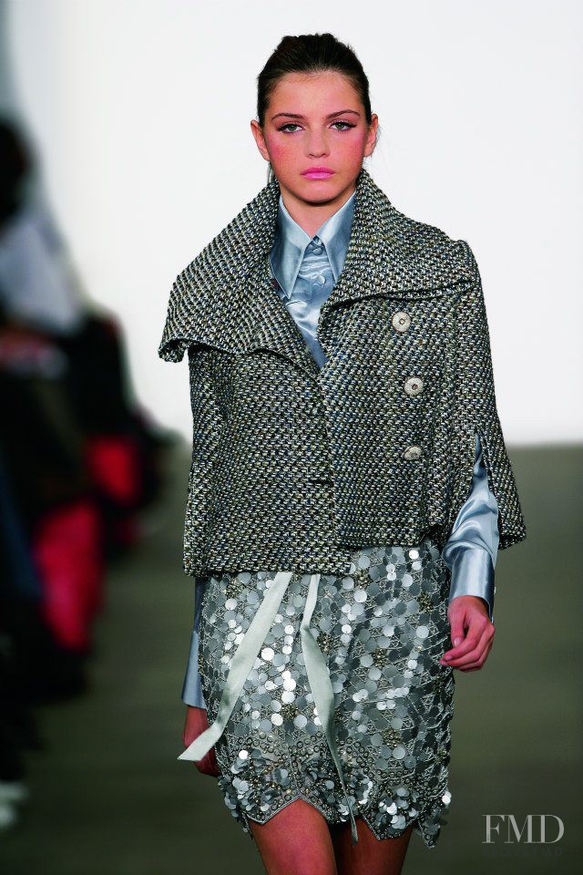 Jeisa Chiminazzo featured in  the Matthew Williamson fashion show for Autumn/Winter 2006