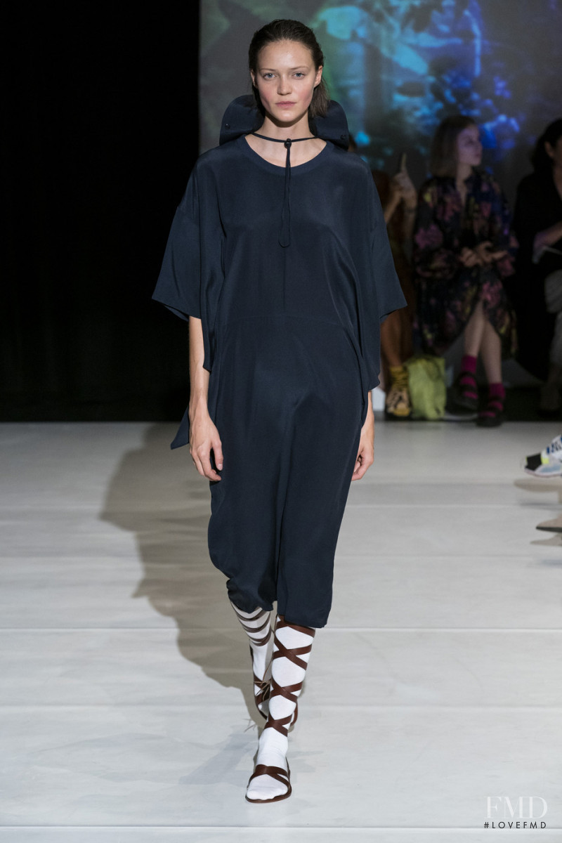 Anniek Verfaille featured in  the Hussein Chalayan fashion show for Spring/Summer 2020
