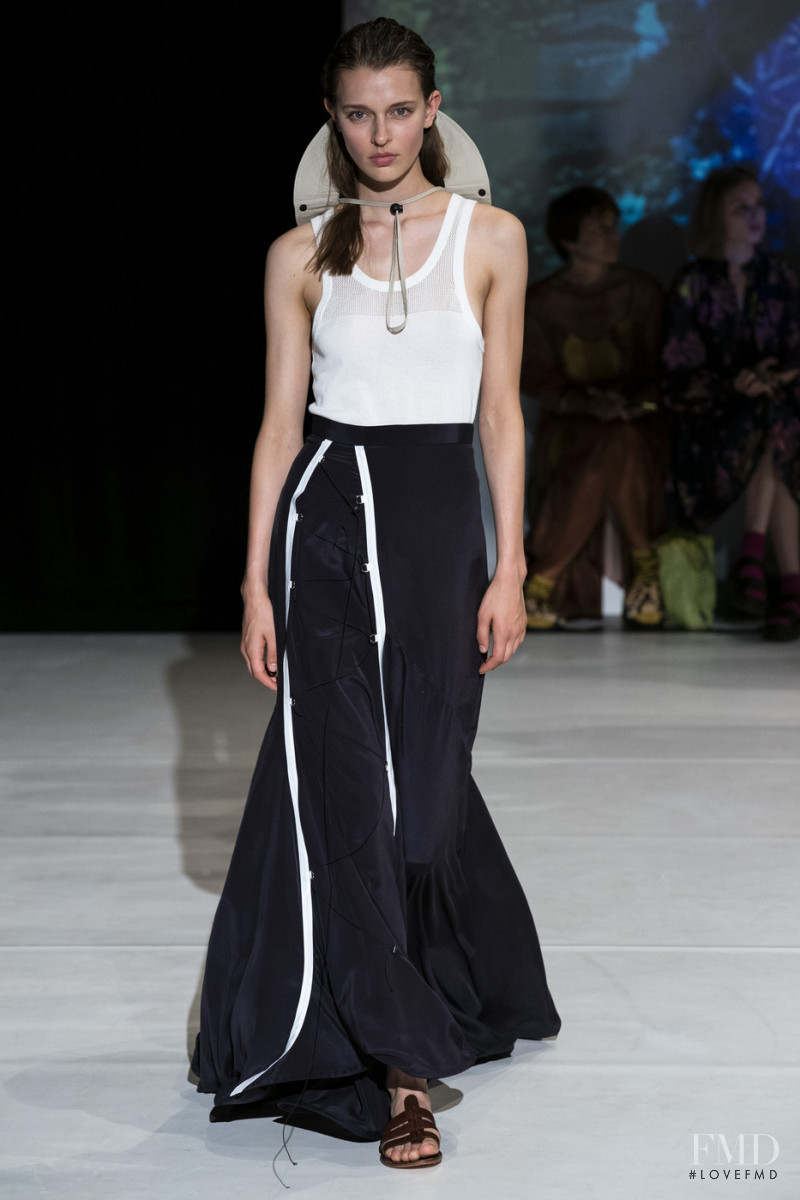 Merel Zoet featured in  the Hussein Chalayan fashion show for Spring/Summer 2020